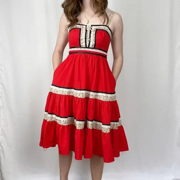 Vintage Cottagecore Tiered Floral Lace Milkmaid Alps German Peasant Midi Dress - Picture 6 of 11